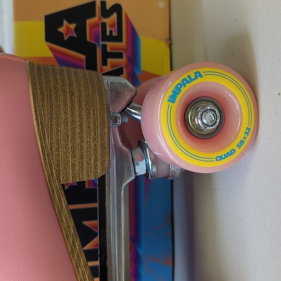 New w/box Impala rollerskates SZ 7 Womens pink yellow sidewalk groovy gift 70's - Picture 6 of 7